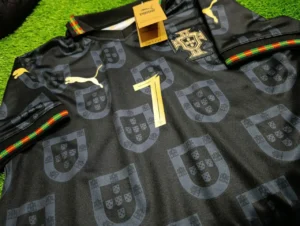 Buy Soccer Kits in Bulk 5 Bulk Volleyballs