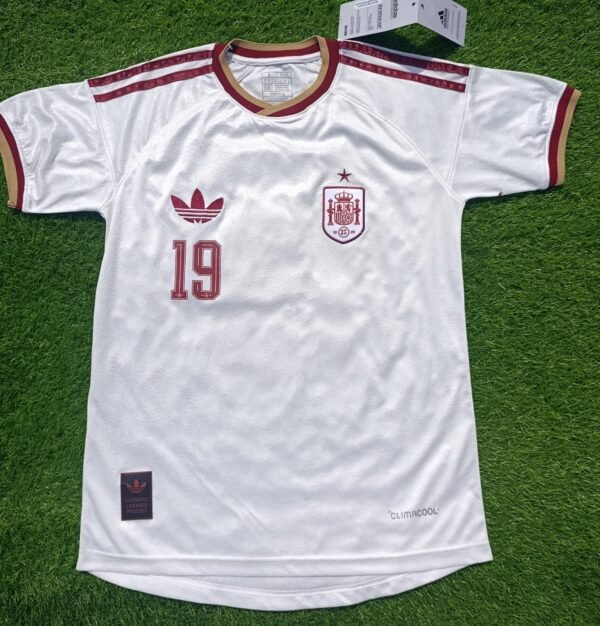 Spain 2026 World Cup away jersey - Lamine Yamal
